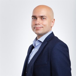 穆迪上调瑞声科技（02018）发行人评级展望至正面